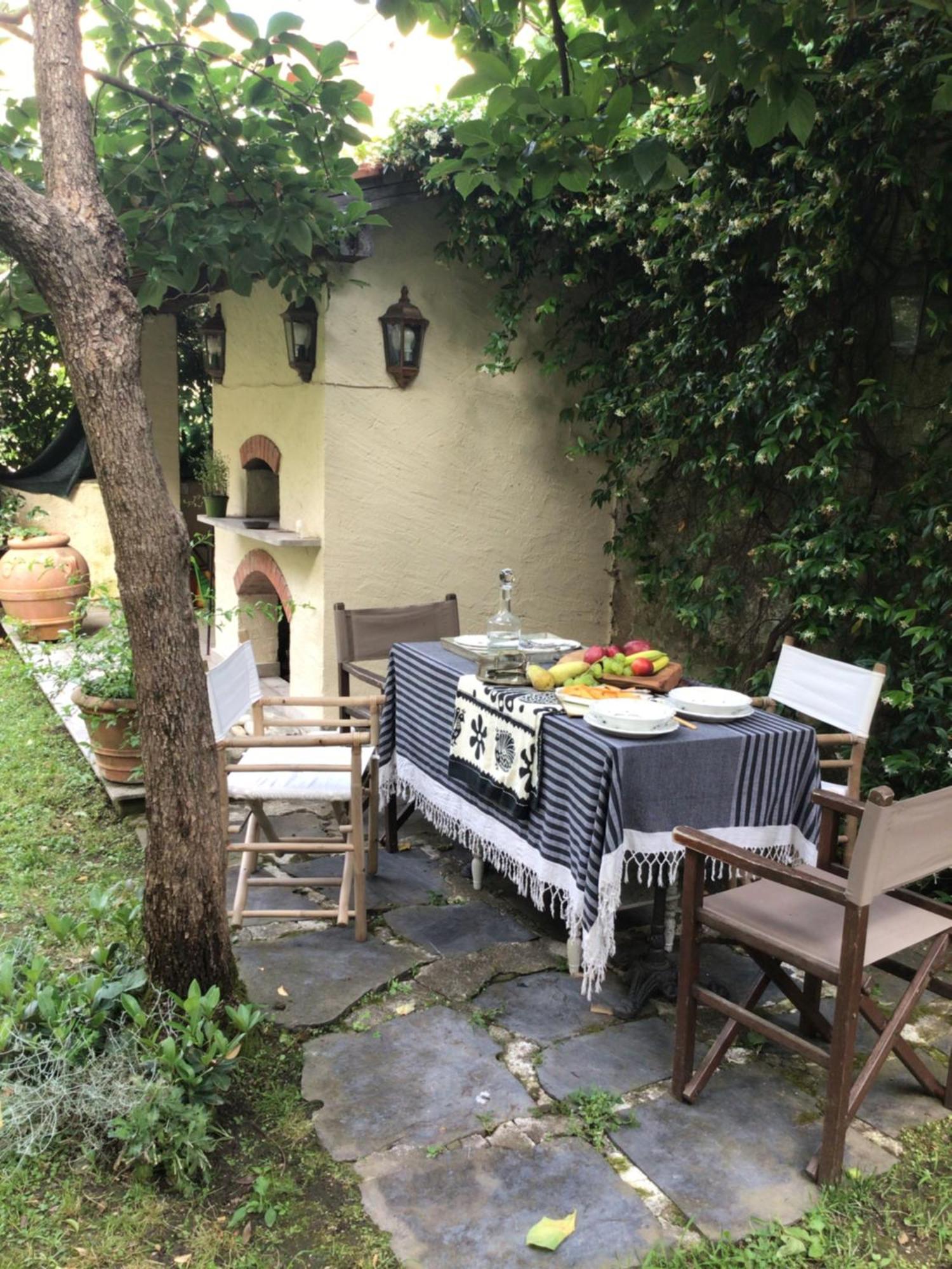 Les Renards Du Coeur Hotel Seravezza Bagian luar foto
